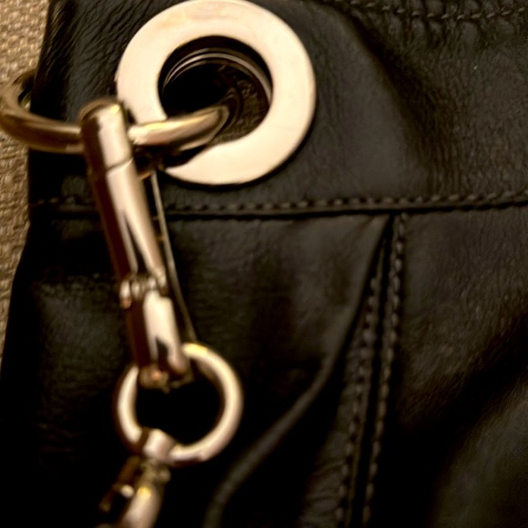 Coach Leather Shoulder Bag with Substantial Silver Hardware in Vintage Style! - Picture 14 of 14